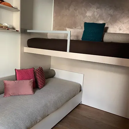 Grande Maison Du Coeur Spa,gym E Aree Relax Apartment *