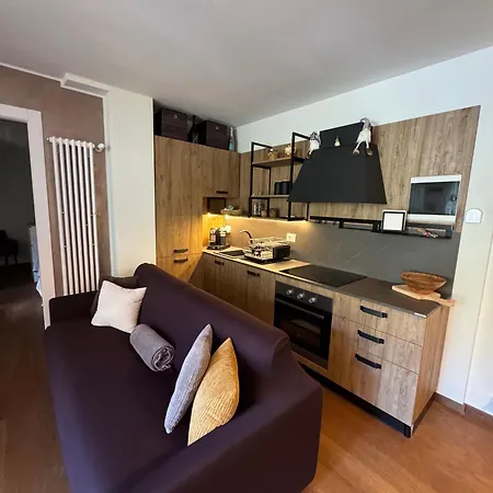 Grande Maison Du Coeur Spa,gym E Aree Relax Apartment *
