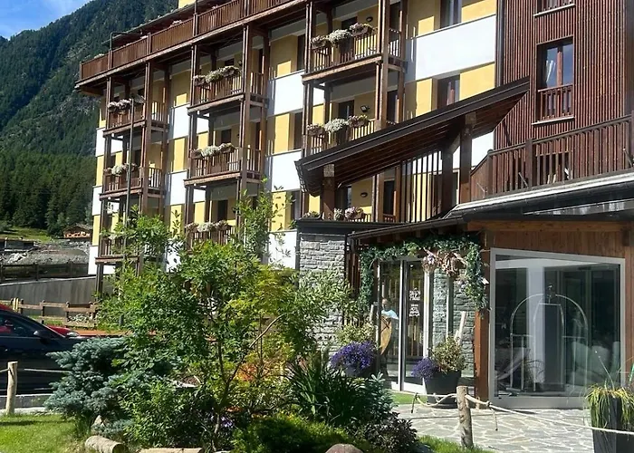 Grande Maison Du Coeur Spa,gym E Aree Relax 公寓